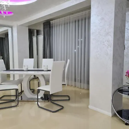 Luxury Mamaia Nord 아파트 *