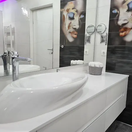 Luxury Mamaia Nord דירה *